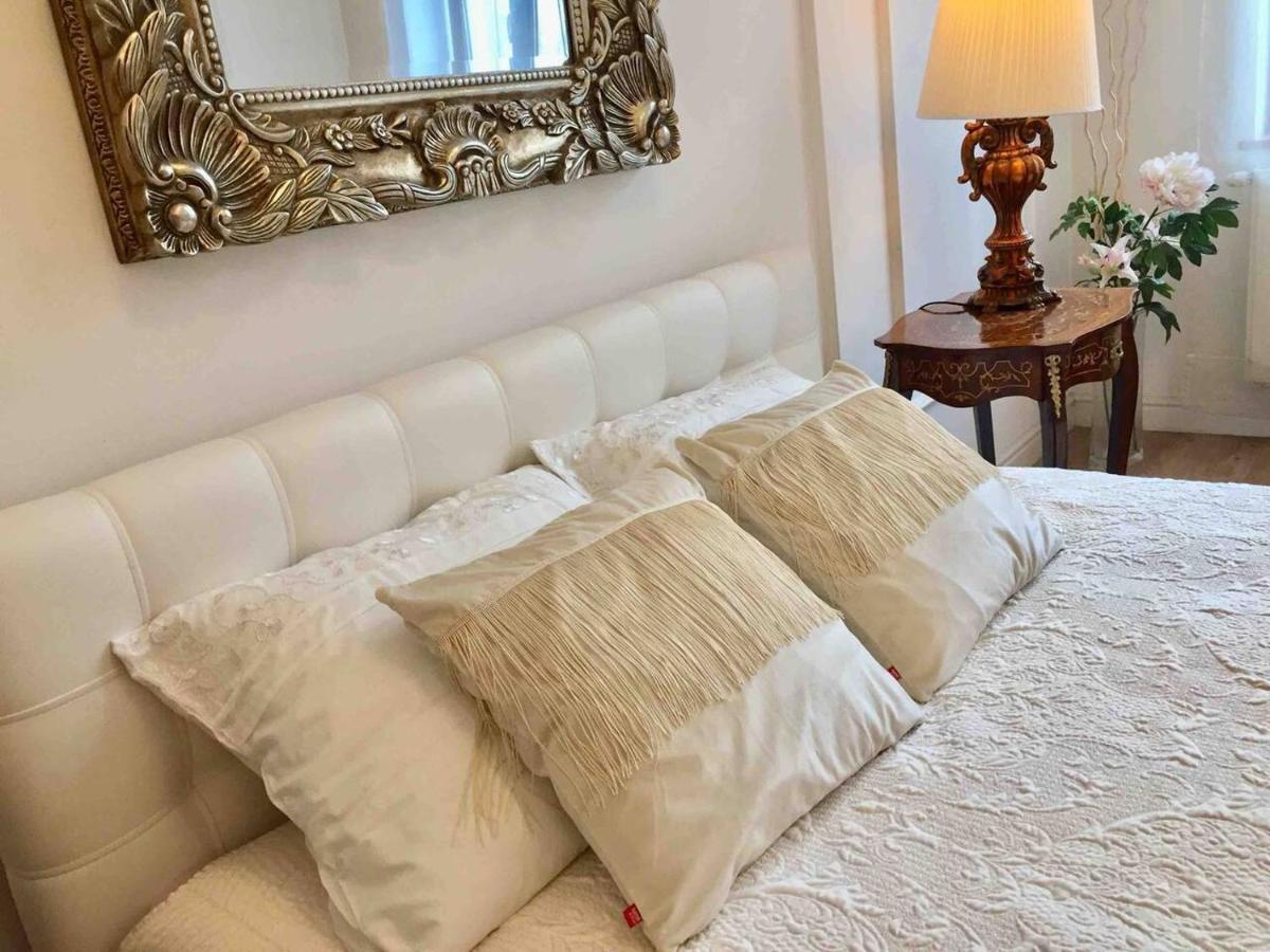 Studio Appartment In Old Town Краков Экстерьер фото