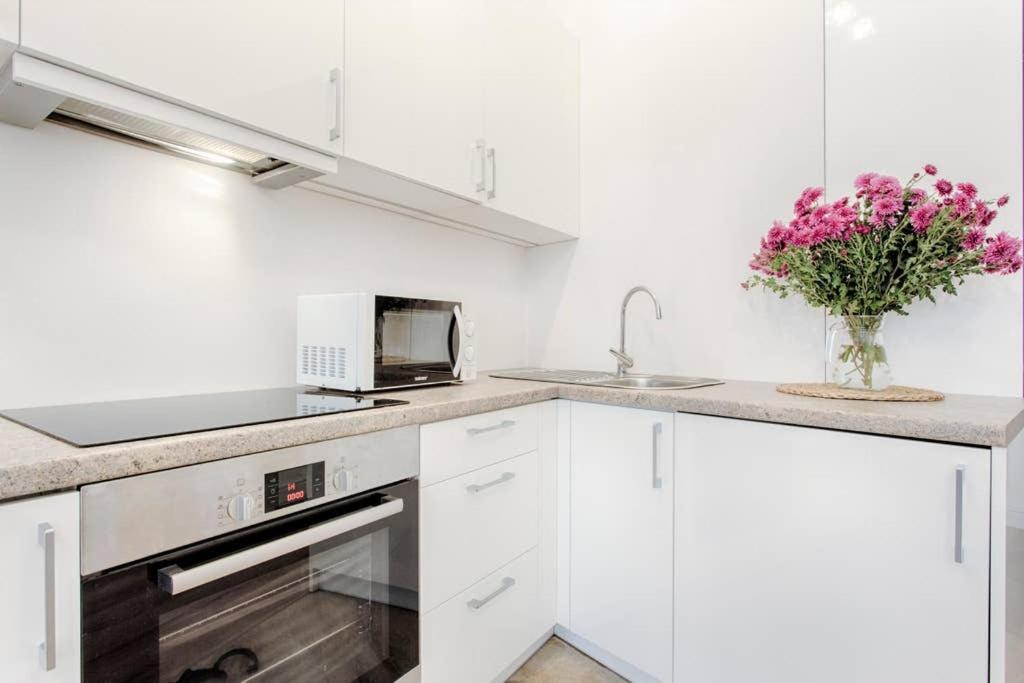 Studio Appartment In Old Town Краков Экстерьер фото
